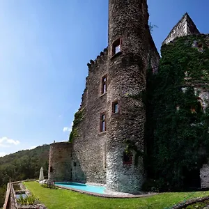 chambre-dhote-au-chateau-de-belcastel.midi-pyreneeshotels.com/